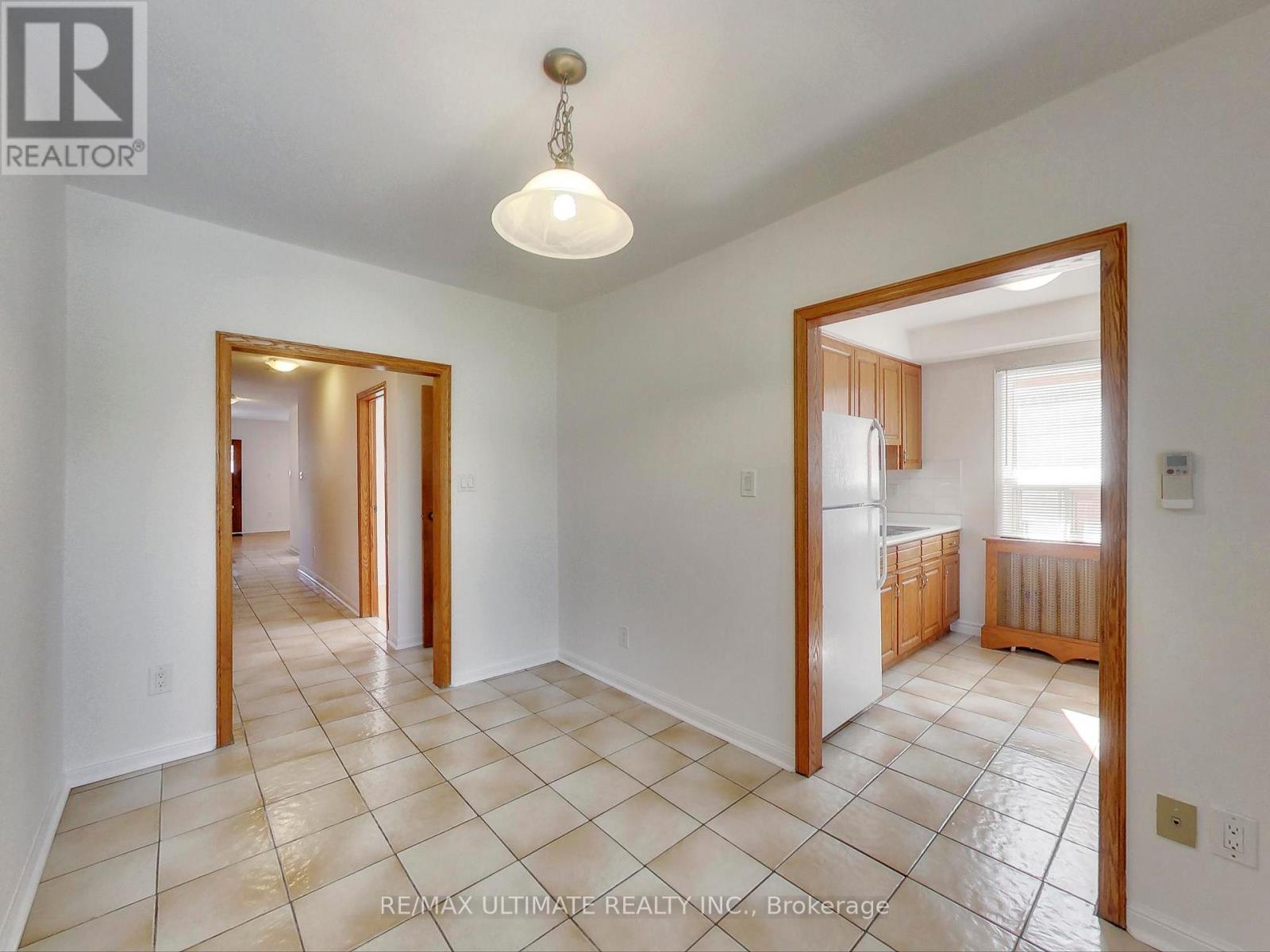 1654 Dufferin Street, Toronto, Ontario  M6H 3L8 - Photo 10 - W12399976