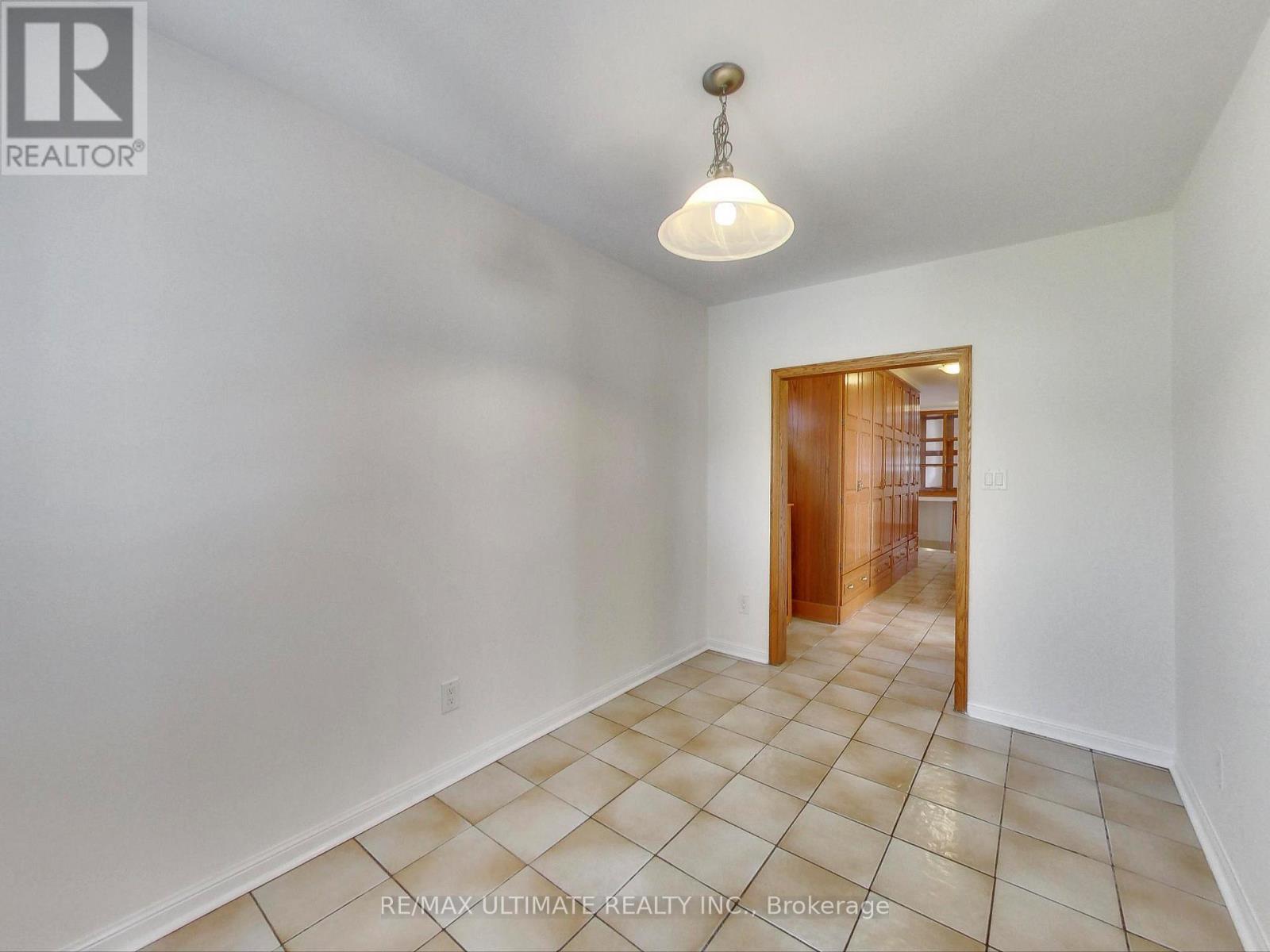 1654 Dufferin Street, Toronto, Ontario  M6H 3L8 - Photo 11 - W12399976