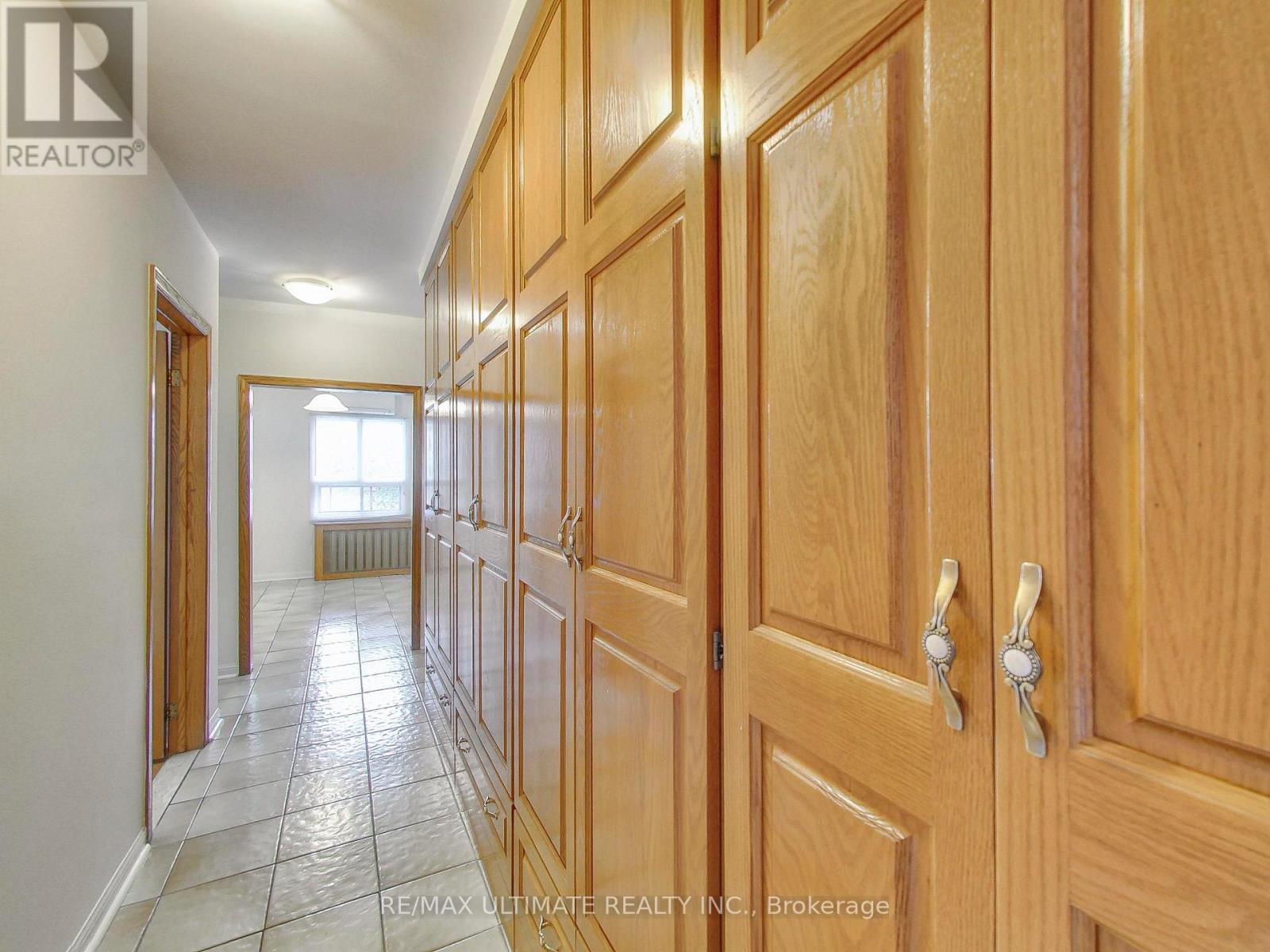 1654 Dufferin Street, Toronto, Ontario  M6H 3L8 - Photo 18 - W12399976