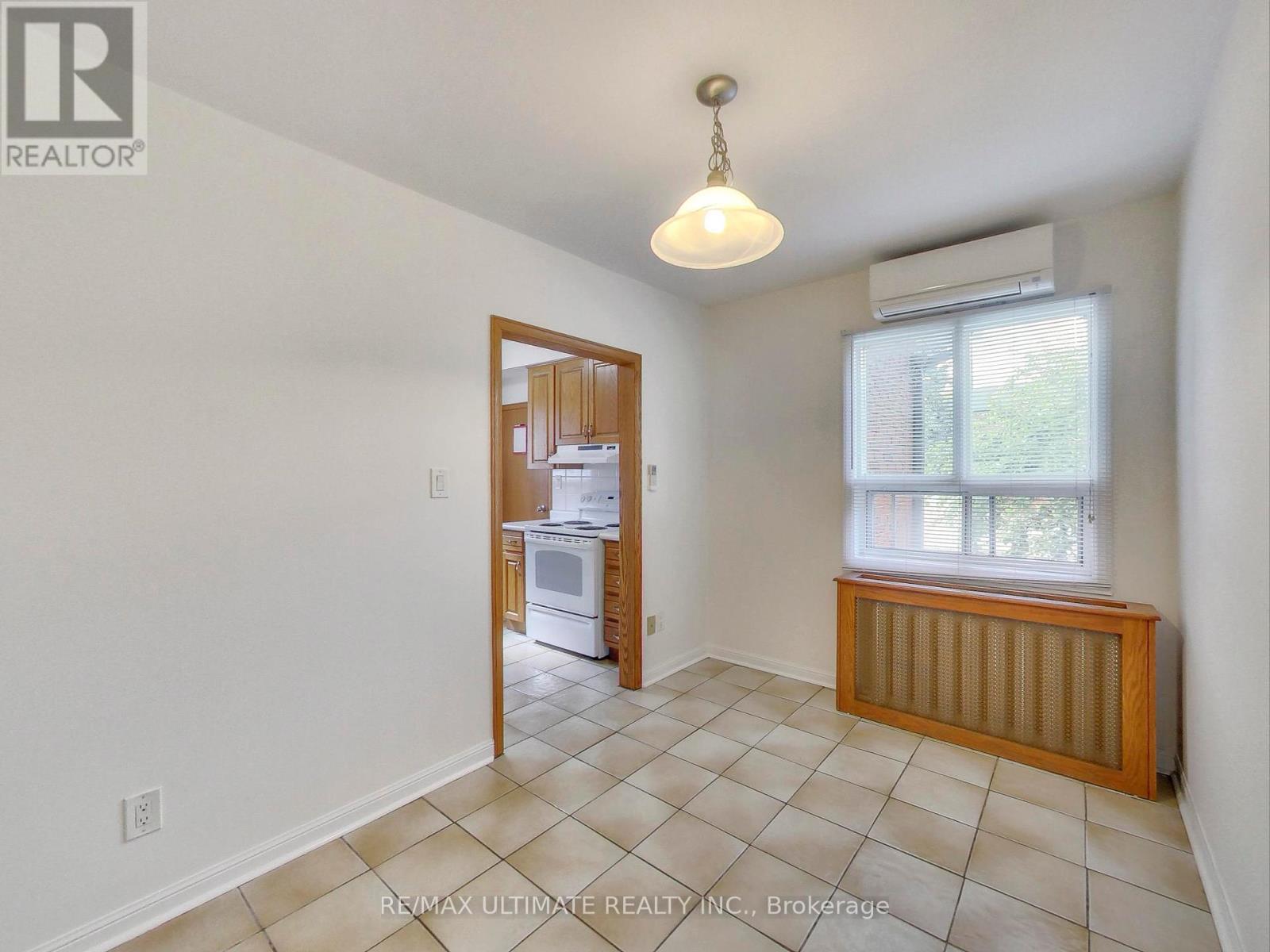 1654 Dufferin Street, Toronto, Ontario  M6H 3L8 - Photo 9 - W12399976