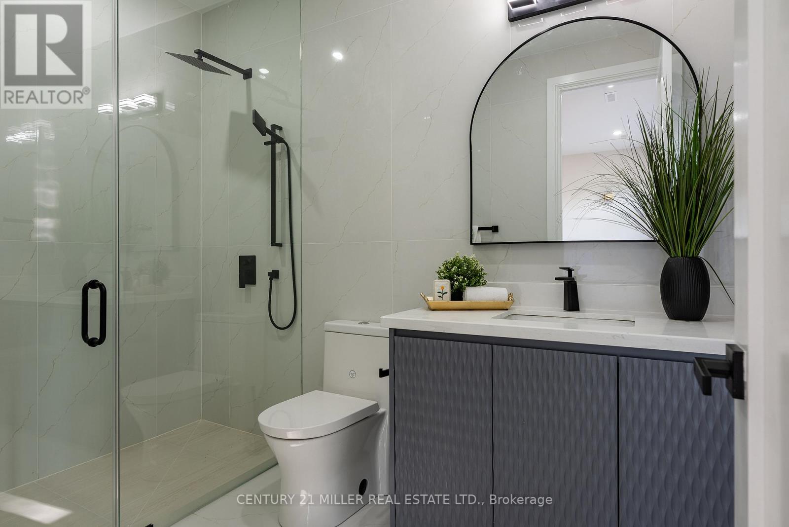 14 Crescent Road, Oakville, Ontario  L6K 1W4 - Photo 31 - W12399992