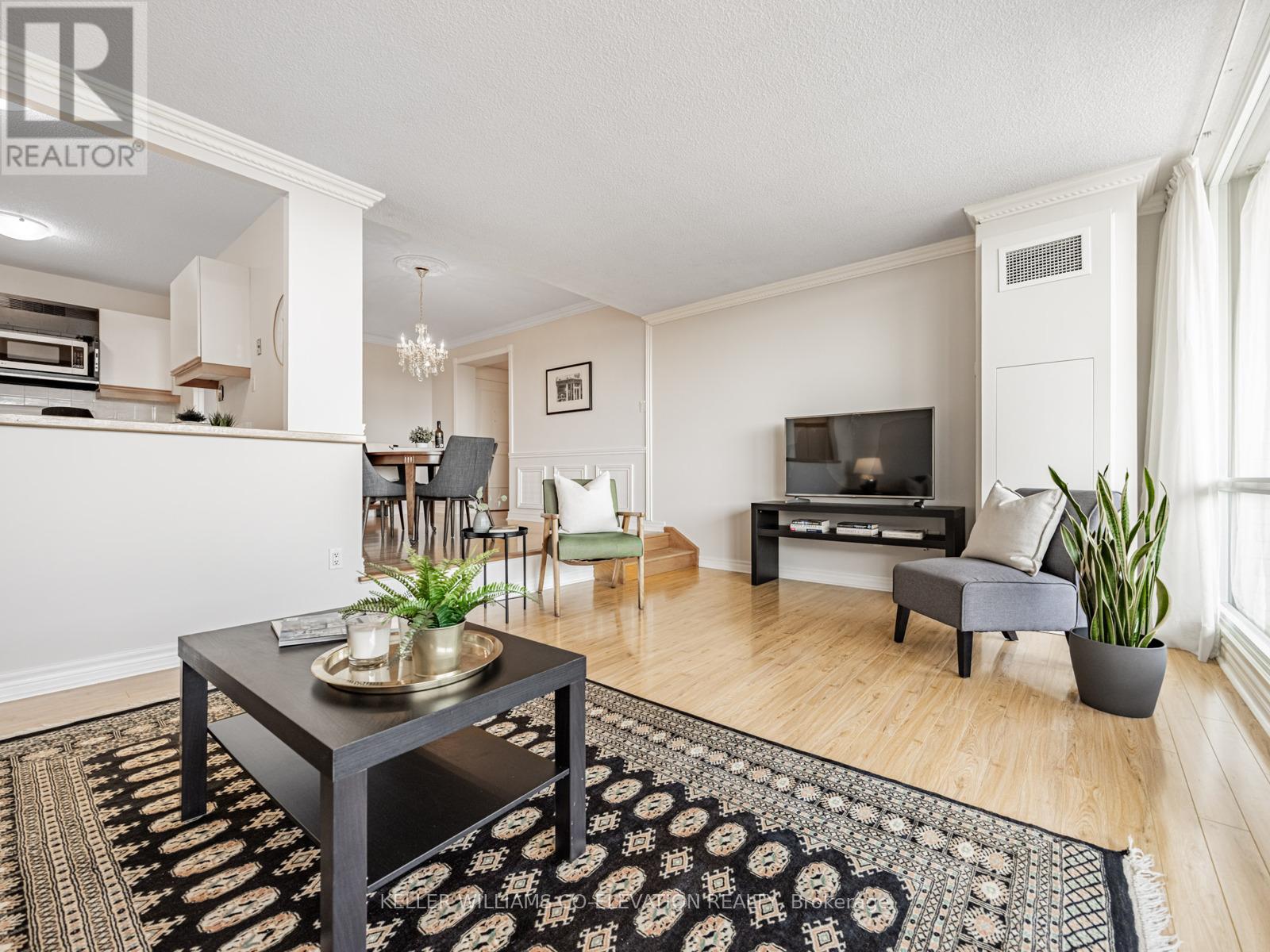 2009 - 250 Scarlett Road, Toronto (Rockcliffe-Smythe), Ontario  M6N 4X5 - Photo 12 - W12400006