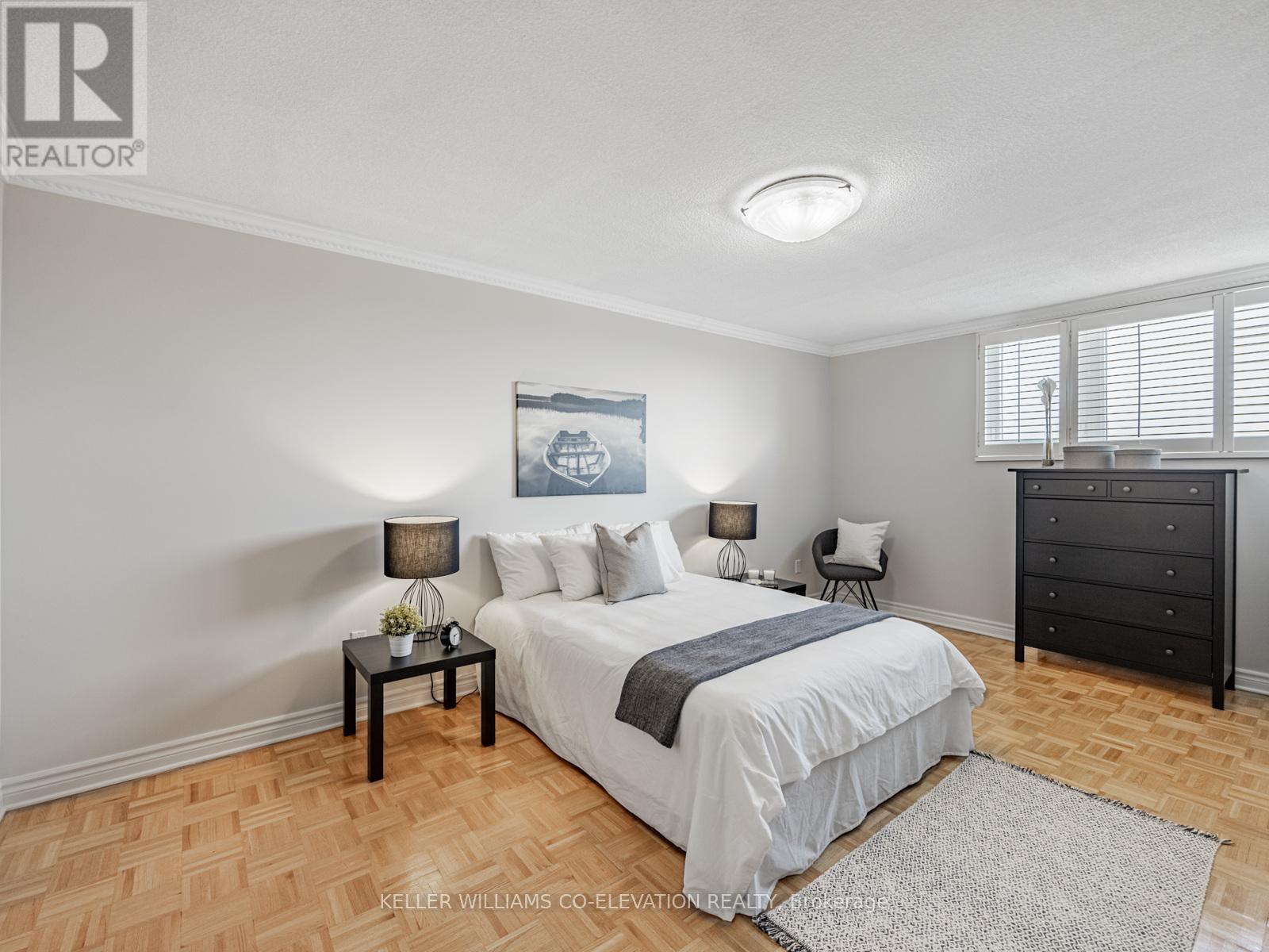 2009 - 250 Scarlett Road, Toronto (Rockcliffe-Smythe), Ontario  M6N 4X5 - Photo 23 - W12400006