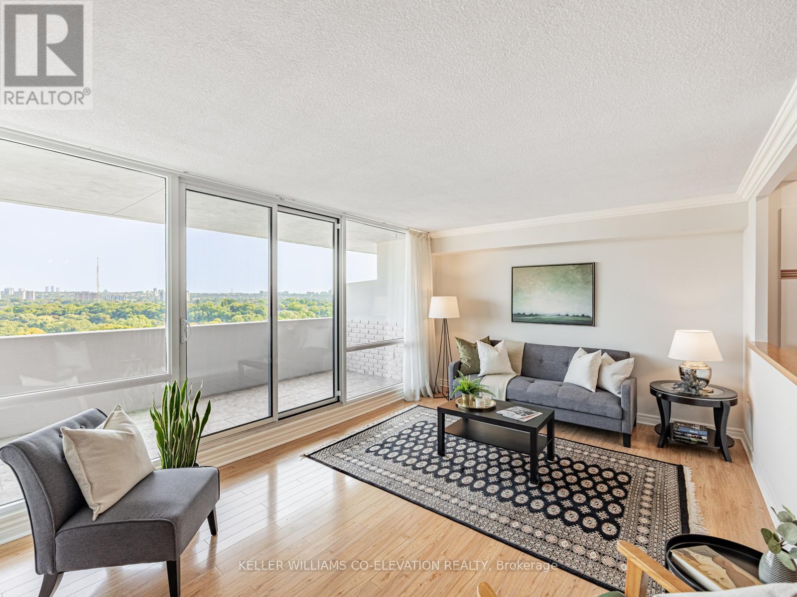 2009 - 250 Scarlett Road, Toronto (Rockcliffe-Smythe), Ontario  M6N 4X5 - Photo 9 - W12400006