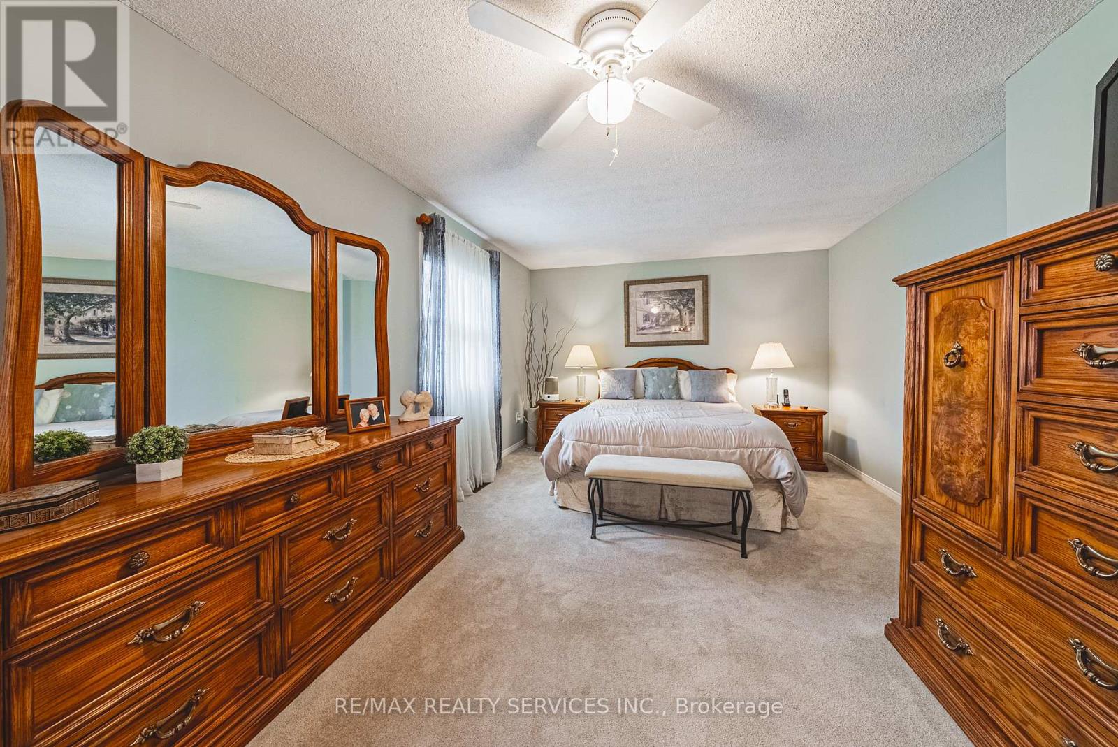 17 Cox Crescent, Brampton (Northwood Park), Ontario  L6X 3G8 - Photo 17 - W12400023