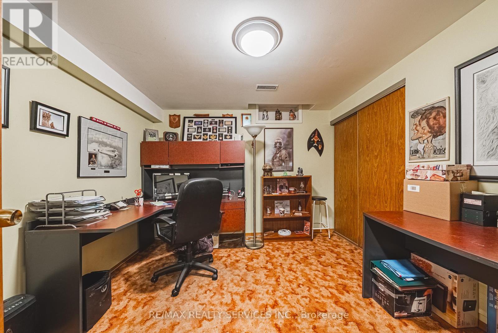 17 Cox Crescent, Brampton (Northwood Park), Ontario  L6X 3G8 - Photo 26 - W12400023