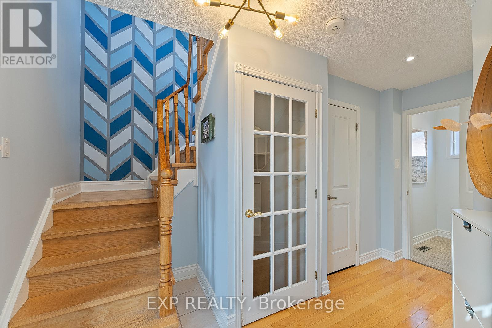 Property at 4056 LONGO CIRCLE image 5