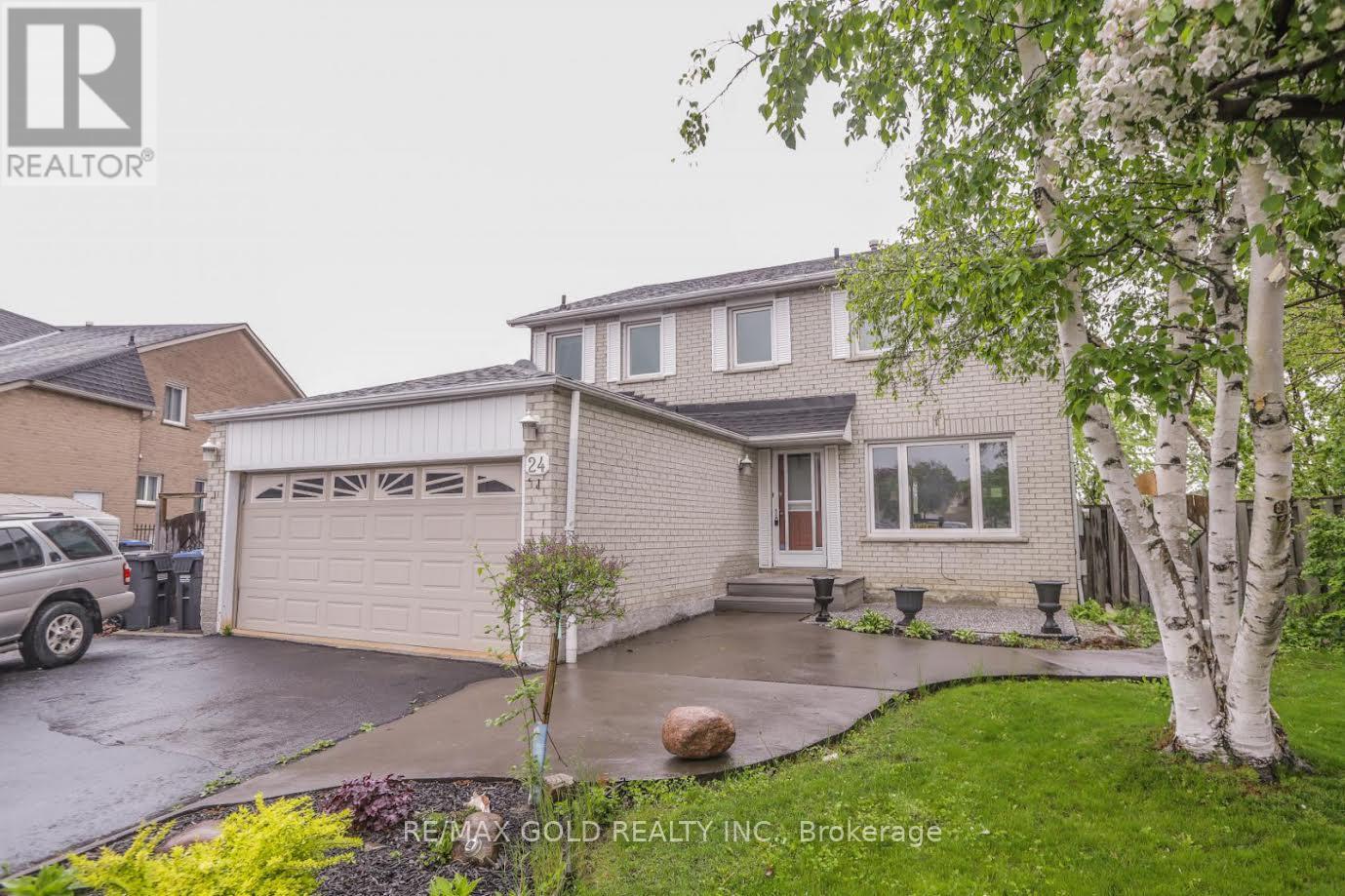 24 Nobel Place, Brampton, Ontario  L6S 4X5 - Photo 1 - W12400063