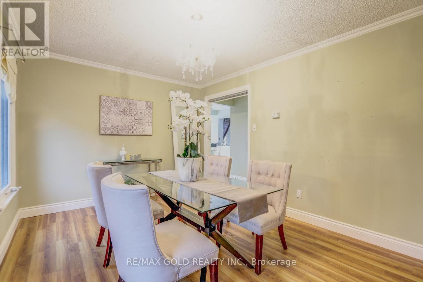 24 Nobel Place, Brampton, Ontario  L6S 4X5 - Photo 13 - W12400063