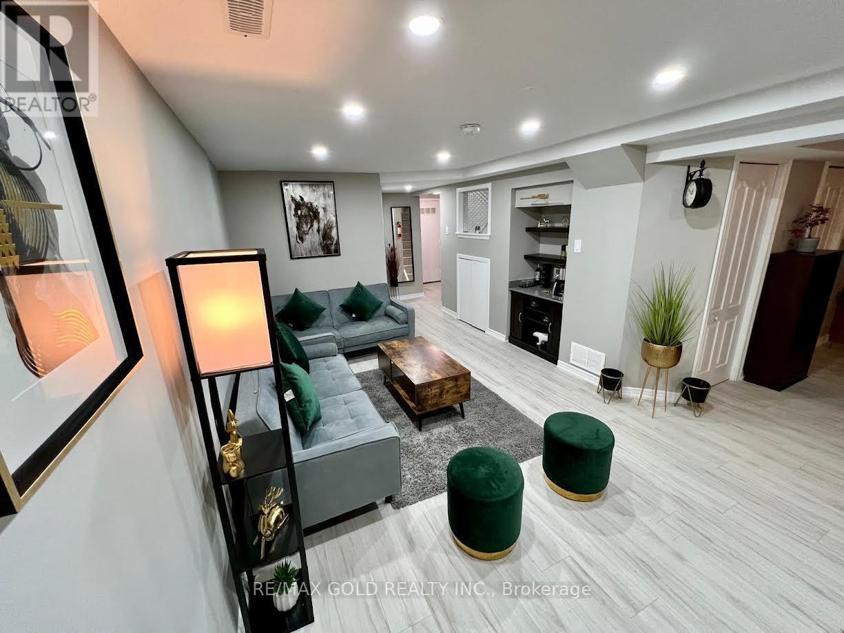 24 Nobel Place, Brampton, Ontario  L6S 4X5 - Photo 25 - W12400063