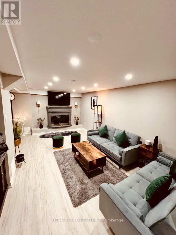 24 Nobel Place, Brampton, Ontario  L6S 4X5 - Photo 27 - W12400063