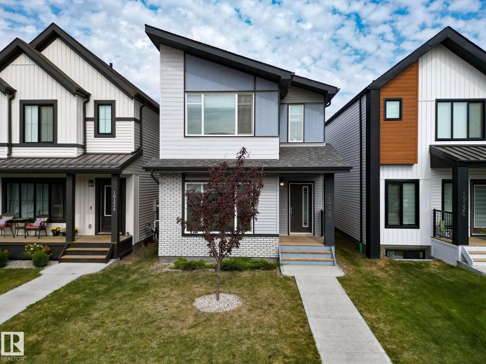 19330 26A AV NW, Edmonton, Alberta