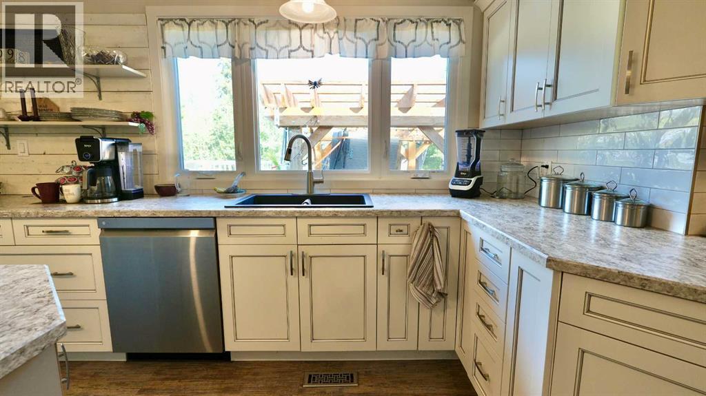 233077 Highway 2, Rural Peace No. 135, Alberta  T0H 1W0 - Photo 25 - A2255948