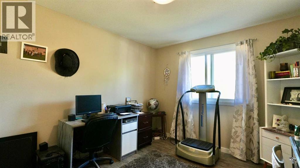 233077 Highway 2, Rural Peace No. 135, Alberta  T0H 1W0 - Photo 46 - A2255948