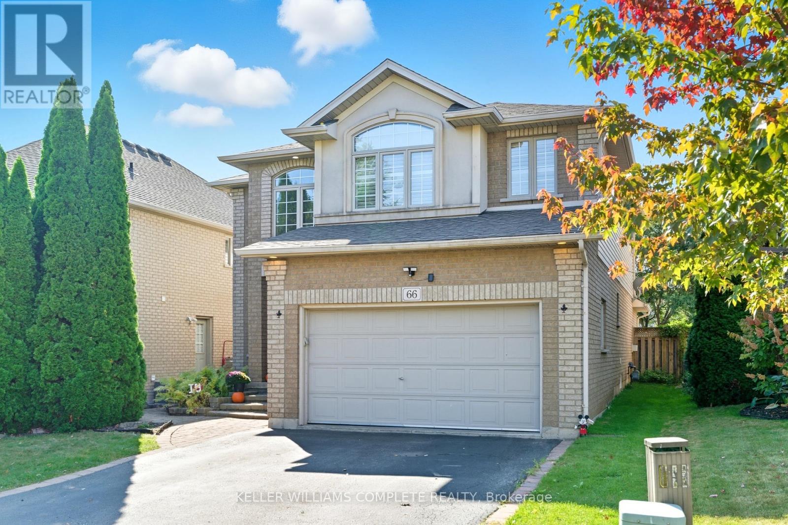 66 SUFFOLK STREET, Hamilton, Ontario