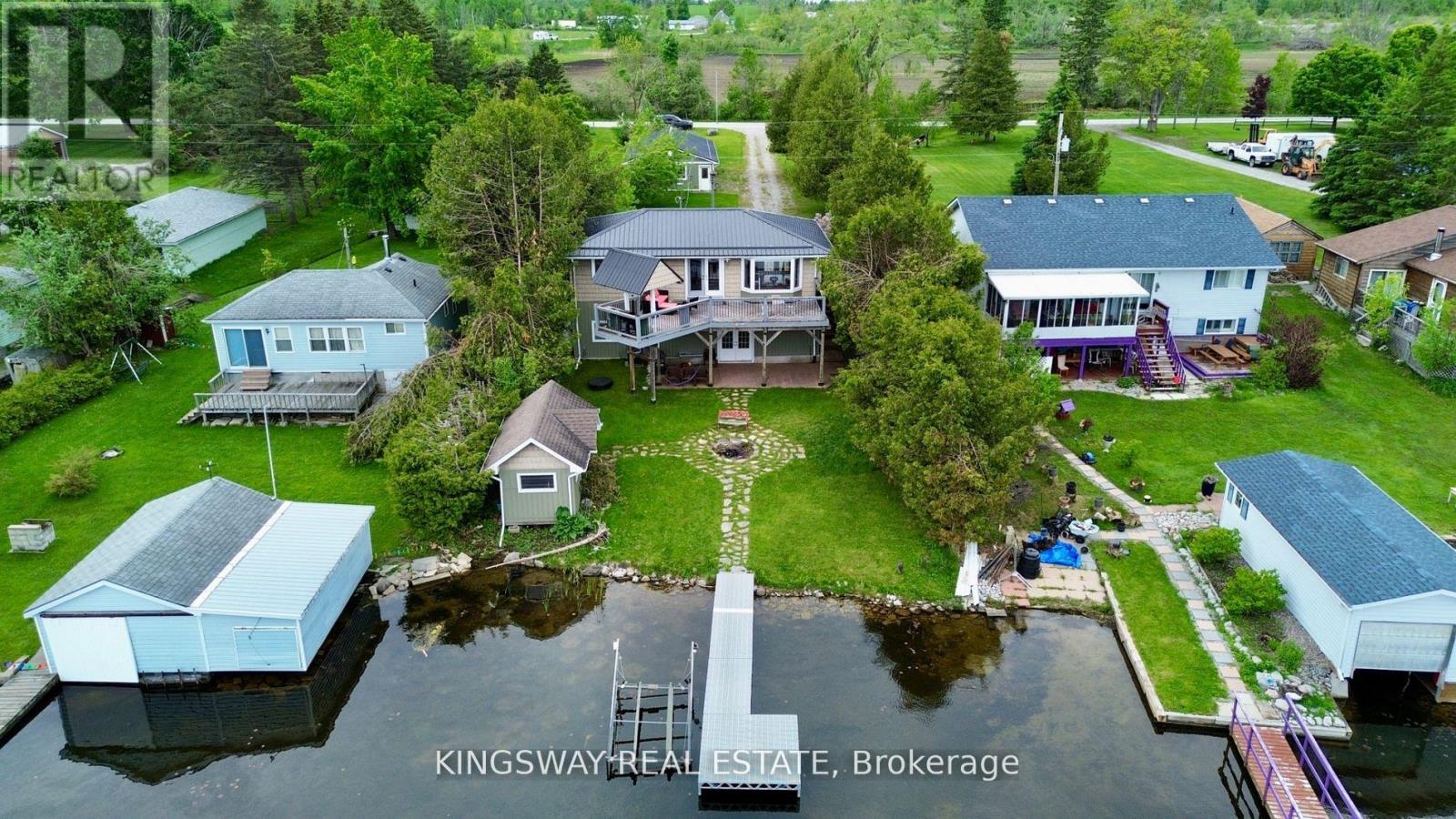 18 Mitchellview Road, Kawartha Lakes, Ontario  K0M 2B0 - Photo 1 - X12399972