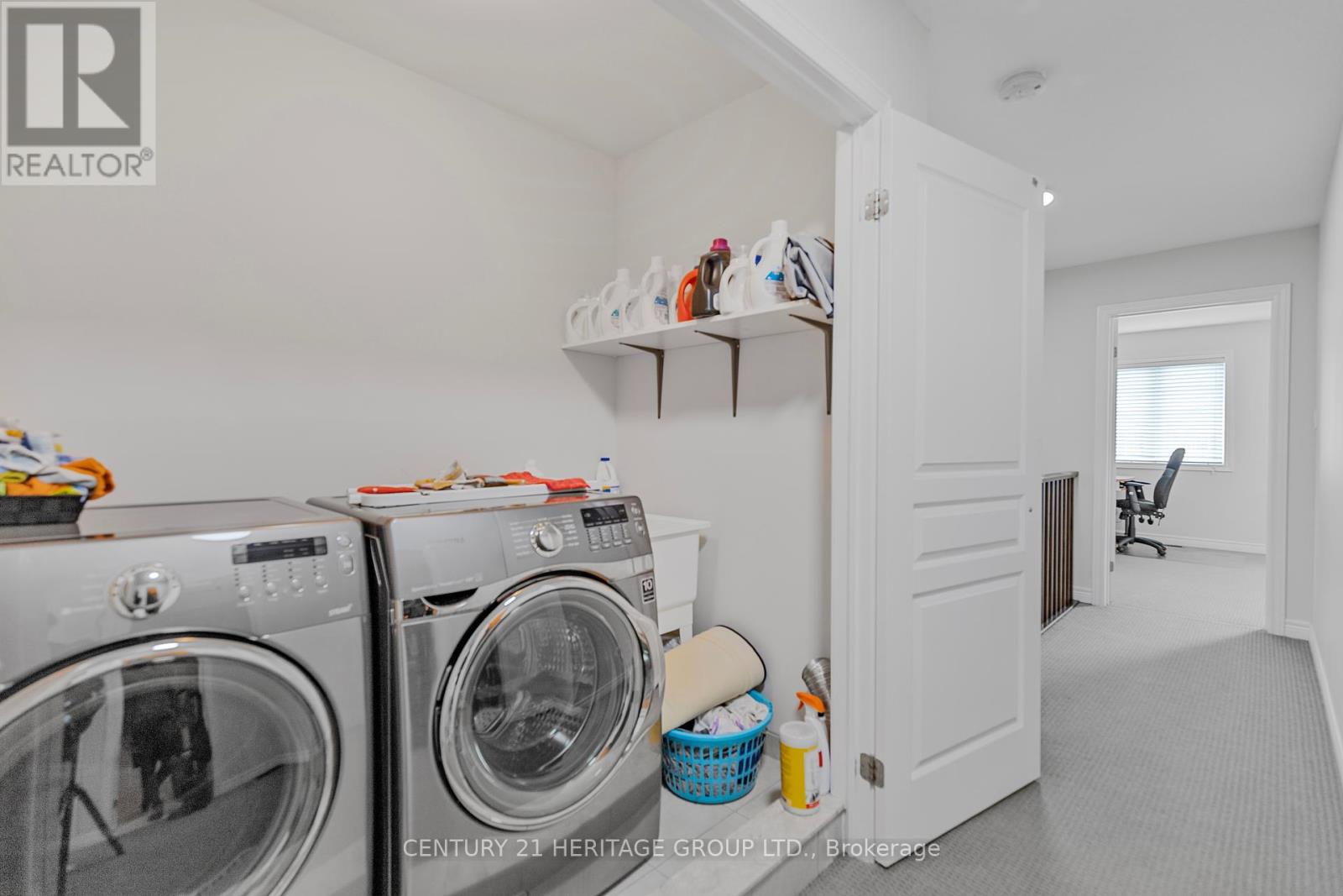 71 Waterbridge Street, Hamilton (Stoney Creek), Ontario  L8J 0G2 - Photo 25 - X12400005