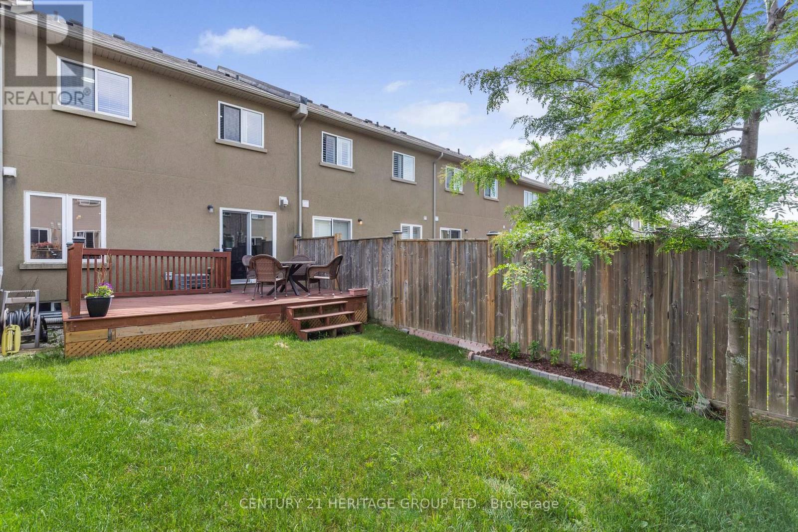 71 Waterbridge Street, Hamilton (Stoney Creek), Ontario  L8J 0G2 - Photo 31 - X12400005