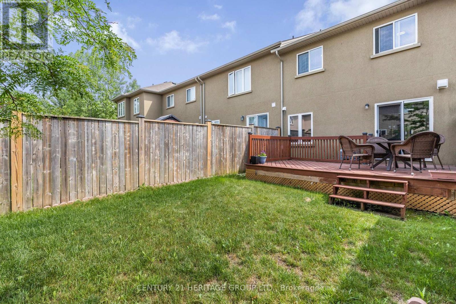 71 Waterbridge Street, Hamilton (Stoney Creek), Ontario  L8J 0G2 - Photo 32 - X12400005