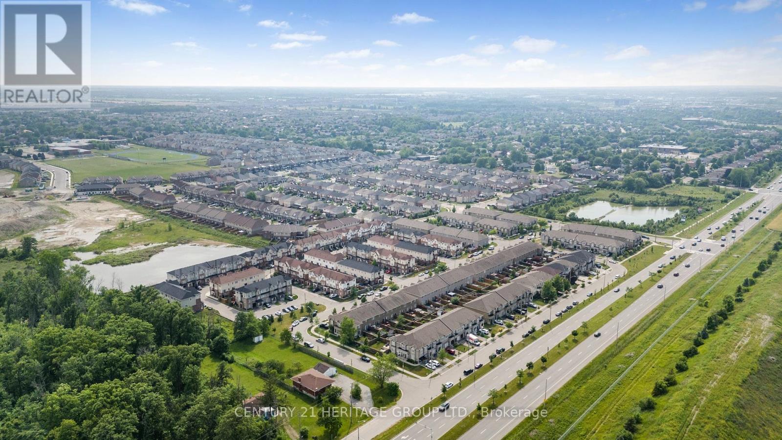 71 Waterbridge Street, Hamilton (Stoney Creek), Ontario  L8J 0G2 - Photo 37 - X12400005