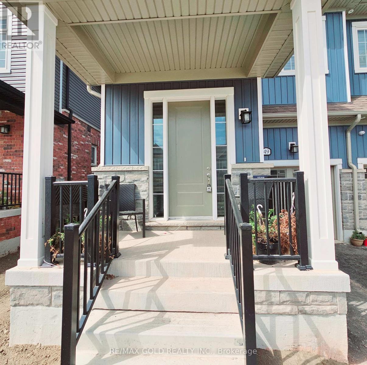 49 Brown Street, Erin, Ontario  N0B 1T0 - Photo 2 - X12400074