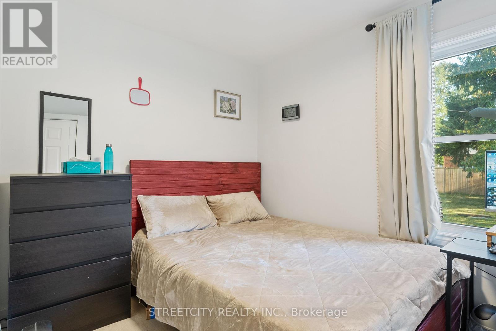Lorem Ipsum Dolor Sit, London East, Ontario  N5Y  - Photo 12 - DEMO28854168