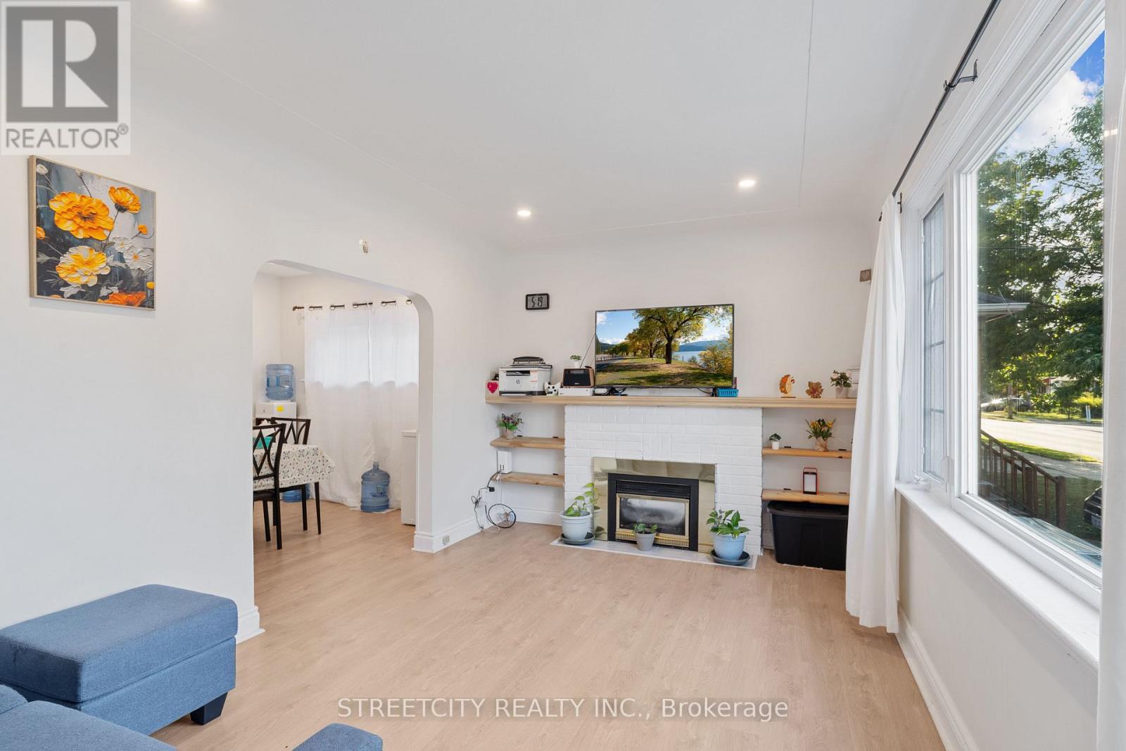 Lorem Ipsum Dolor Sit, London East, Ontario  N5Y  - Photo 5 - DEMO28854168