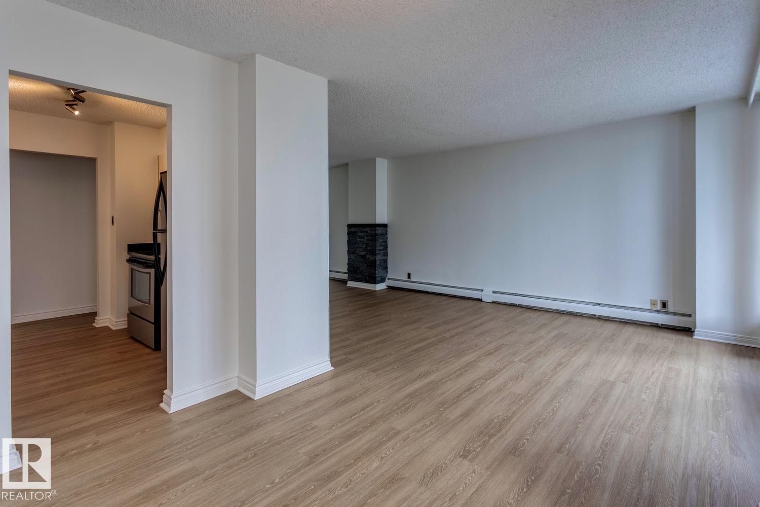 #201 8340 Jasper Av Nw, Edmonton, Alberta  T5H 4C6 - Photo 9 - E4453081