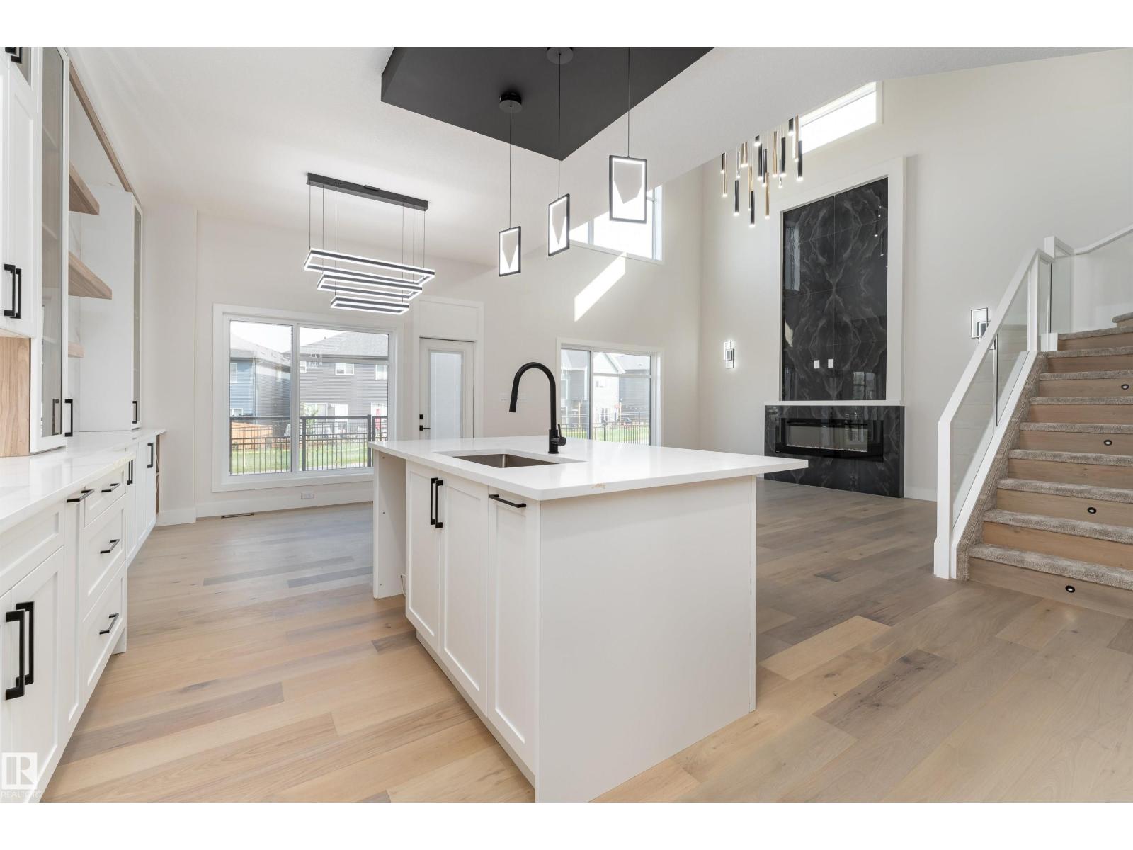 7043 Kiviaq Cr Sw, Edmonton, Alberta  T6W 5R2 - Photo 11 - E4457478