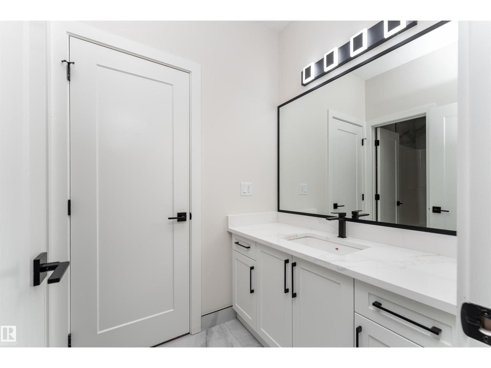 7043 Kiviaq Cr Sw, Edmonton, Alberta  T6W 5R2 - Photo 38 - E4457478