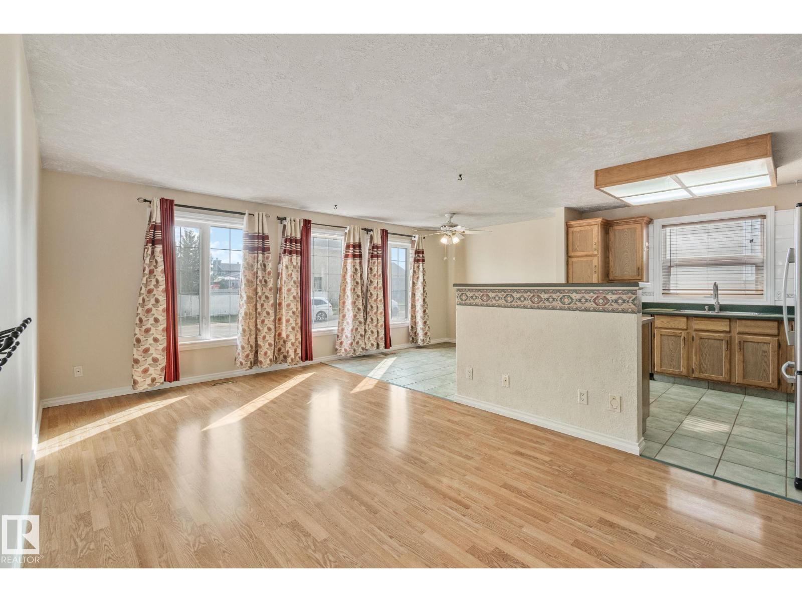 18820 86a Av Nw, Edmonton, Alberta  T5T 4X9 - Photo 3 - E4457480