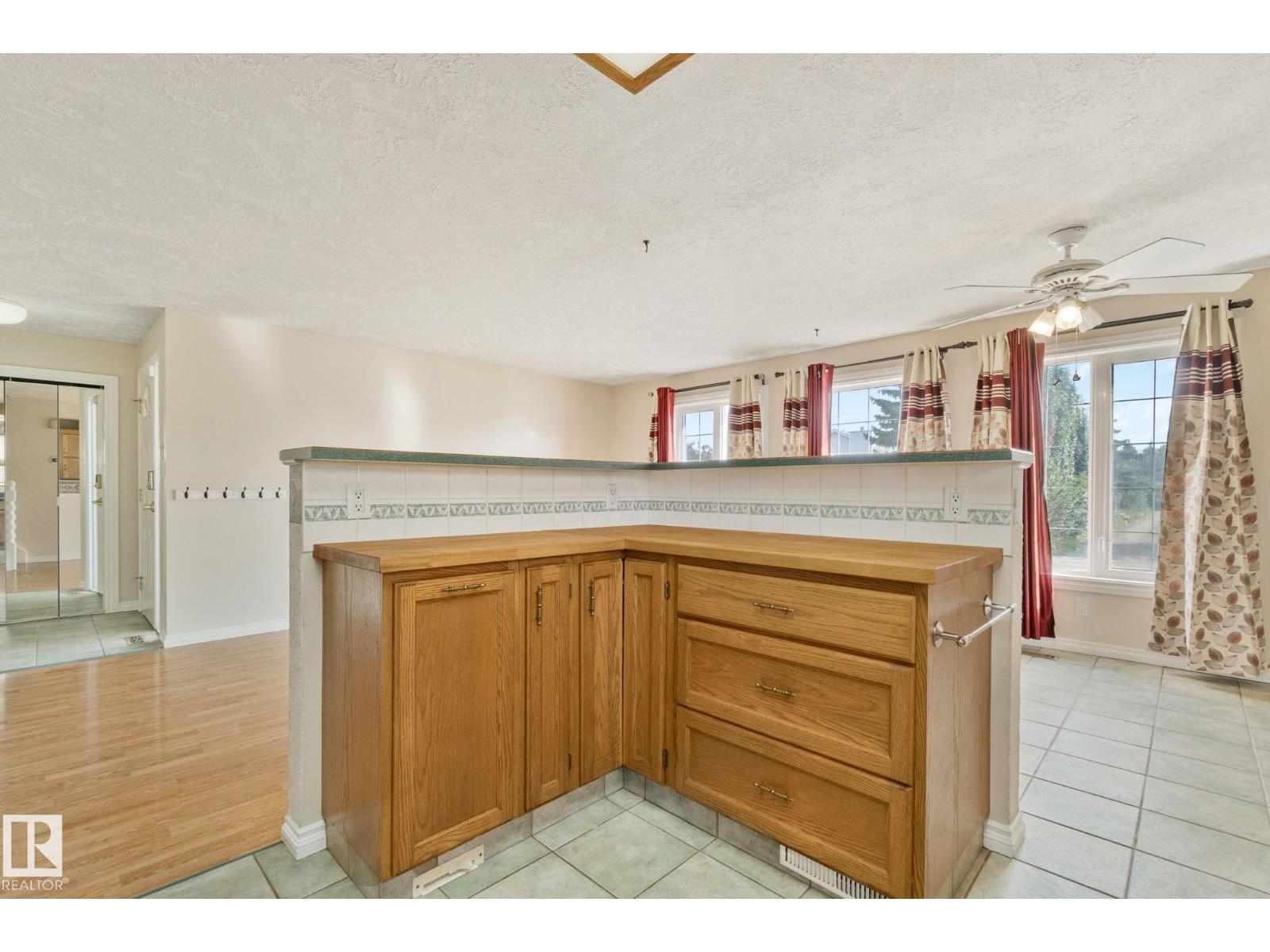 18820 86a Av Nw, Edmonton, Alberta  T5T 4X9 - Photo 5 - E4457480