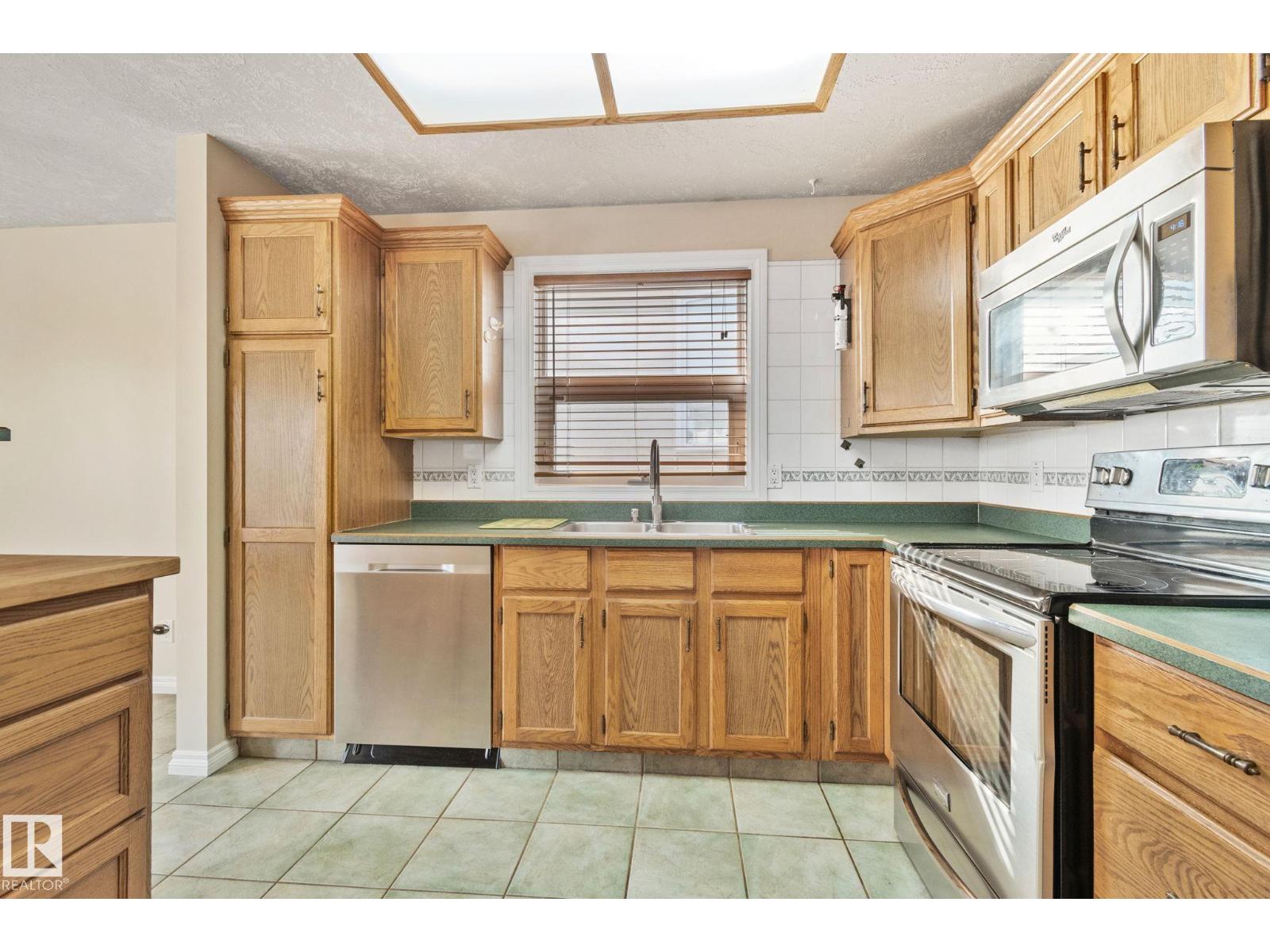 18820 86a Av Nw, Edmonton, Alberta  T5T 4X9 - Photo 6 - E4457480