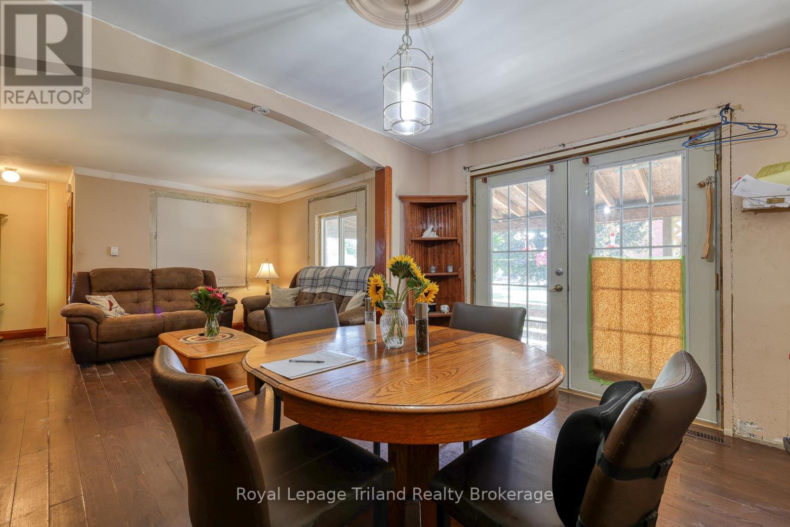 32 Baird Street N, Blandford-Blenheim, Ontario  N0J 1B0 - Photo 12 - X12398409