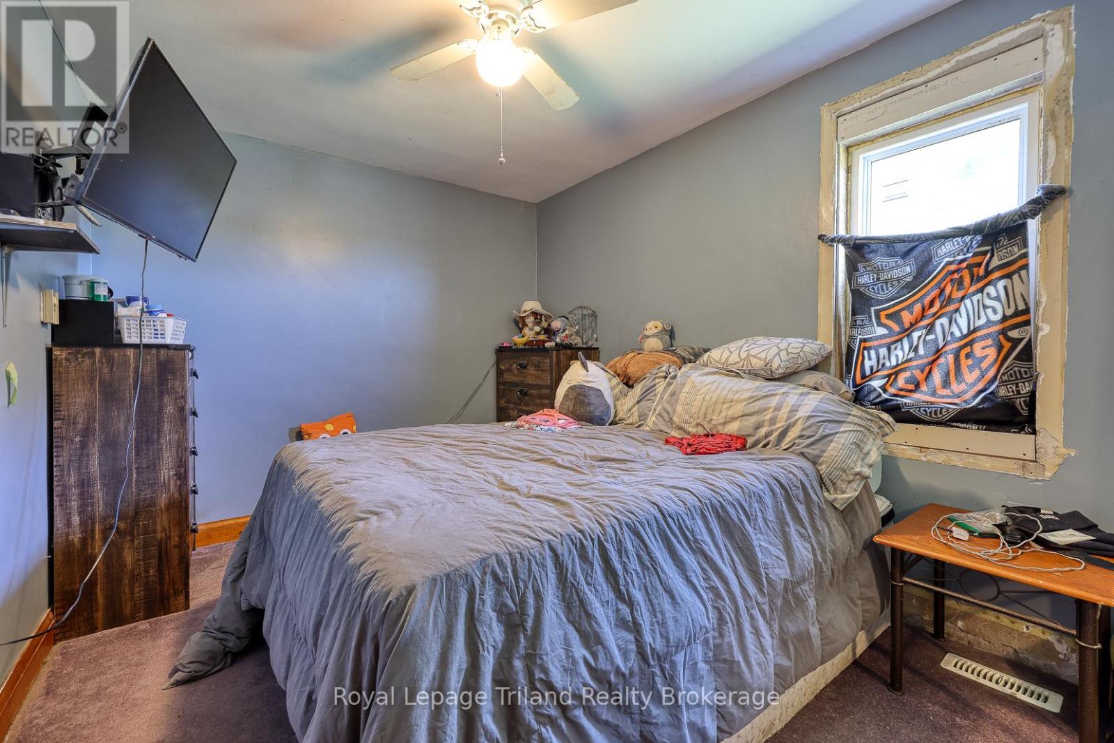 32 Baird Street N, Blandford-Blenheim, Ontario  N0J 1B0 - Photo 16 - X12398409