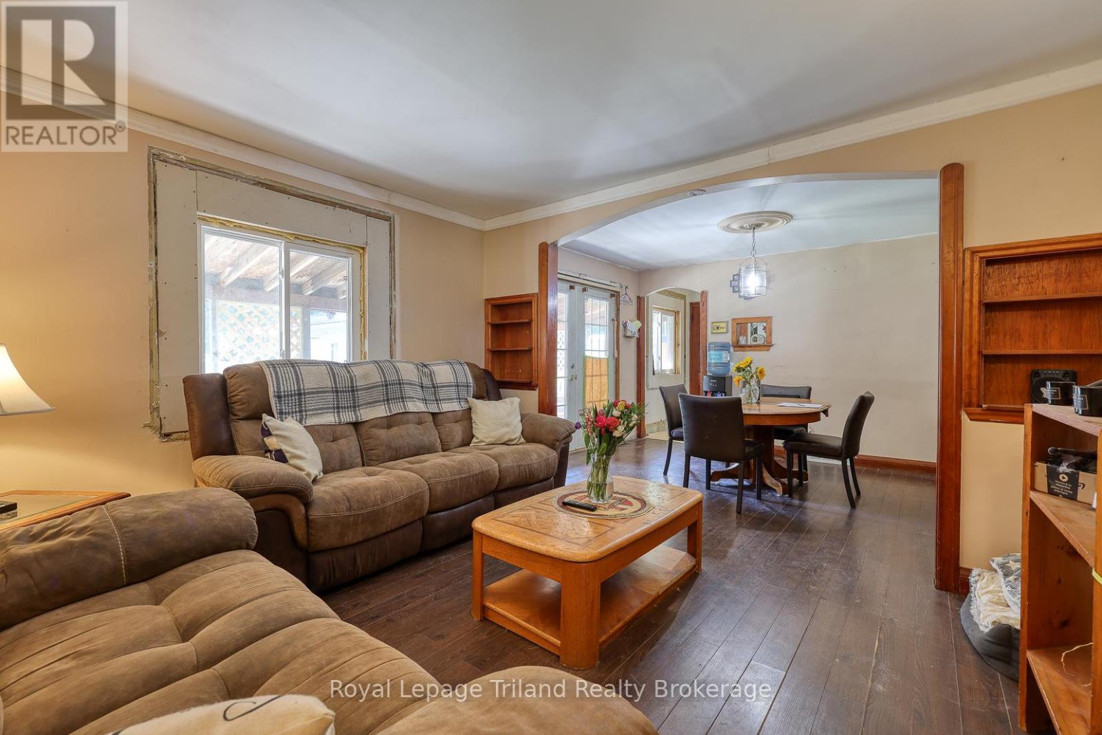 32 Baird Street N, Blandford-Blenheim, Ontario  N0J 1B0 - Photo 9 - X12398409