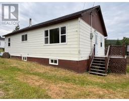 28 Poplar Road, Springdale, Newfoundland & Labrador