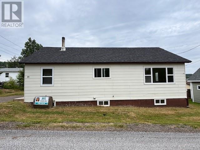 28 Poplar Road, Springdale, Newfoundland & Labrador  A0J 1T0 - Photo 2 - 1287746