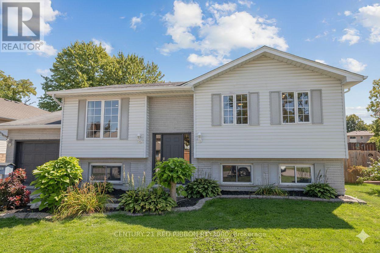 152 Beech Street, Strathroy-Caradoc (Sw), Ontario  N7G 1K8 - Photo 1 - X12399720