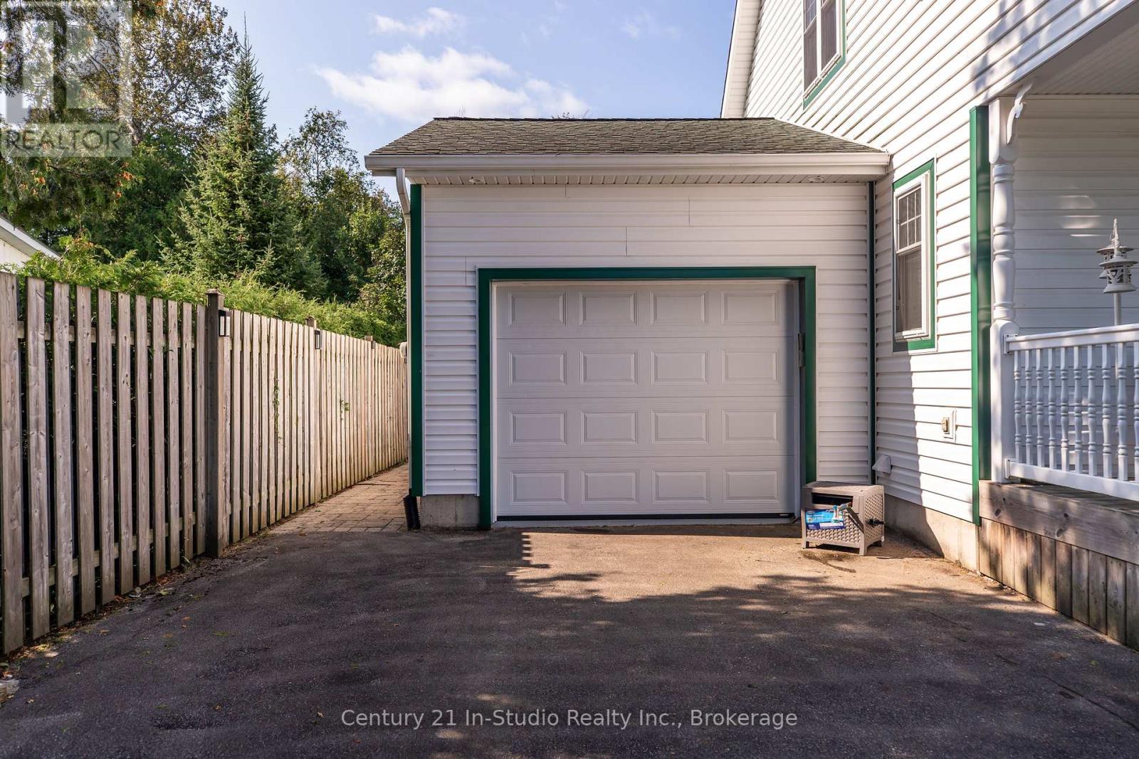 171 Island Street, Saugeen Shores, Ontario  N0H 2L0 - Photo 46 - X12400246