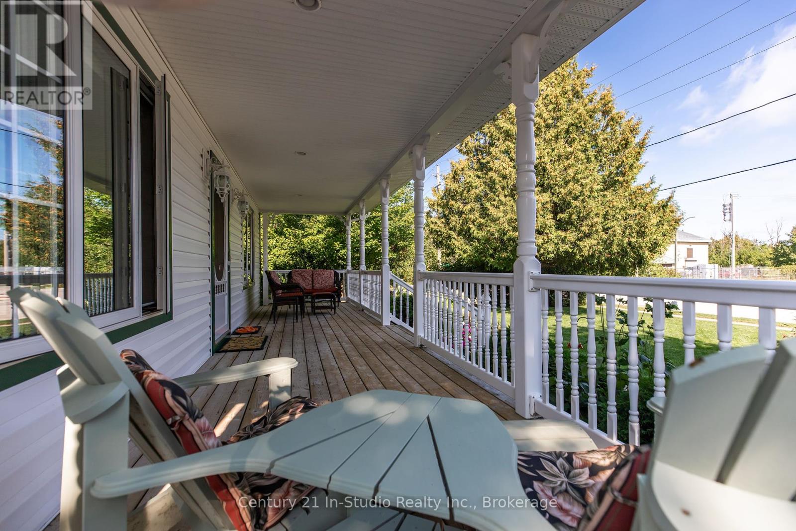 171 Island Street, Saugeen Shores, Ontario  N0H 2L0 - Photo 8 - X12400246