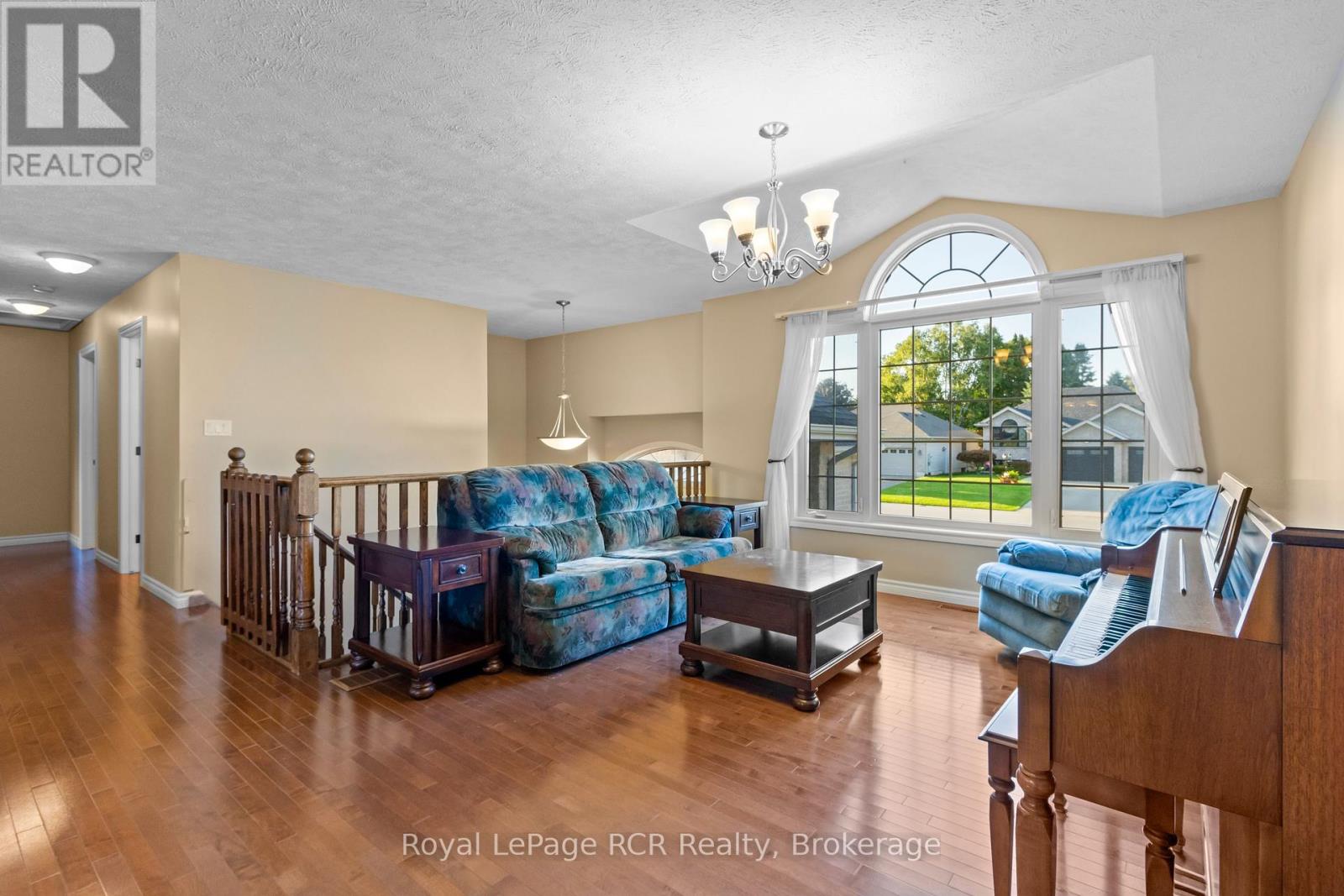 423 1st Street Sw, Owen Sound, Ontario  N4K 6Z7 - Photo 10 - X12400327
