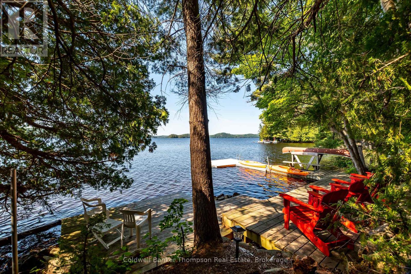 148 Golden Pheasant Drive, Huntsville, Ontario  P1H 1B3 - Photo 3 - X12400384