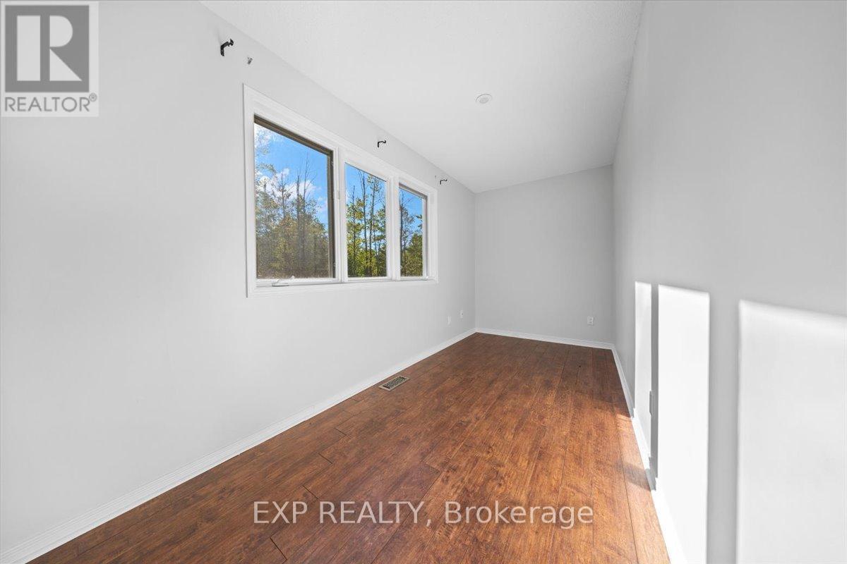 129 Lady Slipper Way, Ottawa, Ontario  K0A 1L0 - Photo 31 - X12400294