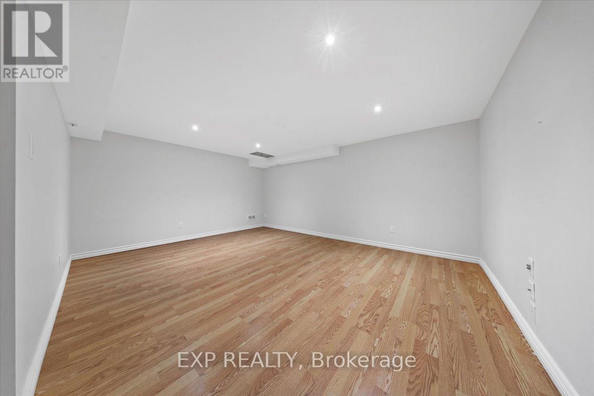 129 Lady Slipper Way, Ottawa, Ontario  K0A 1L0 - Photo 34 - X12400294