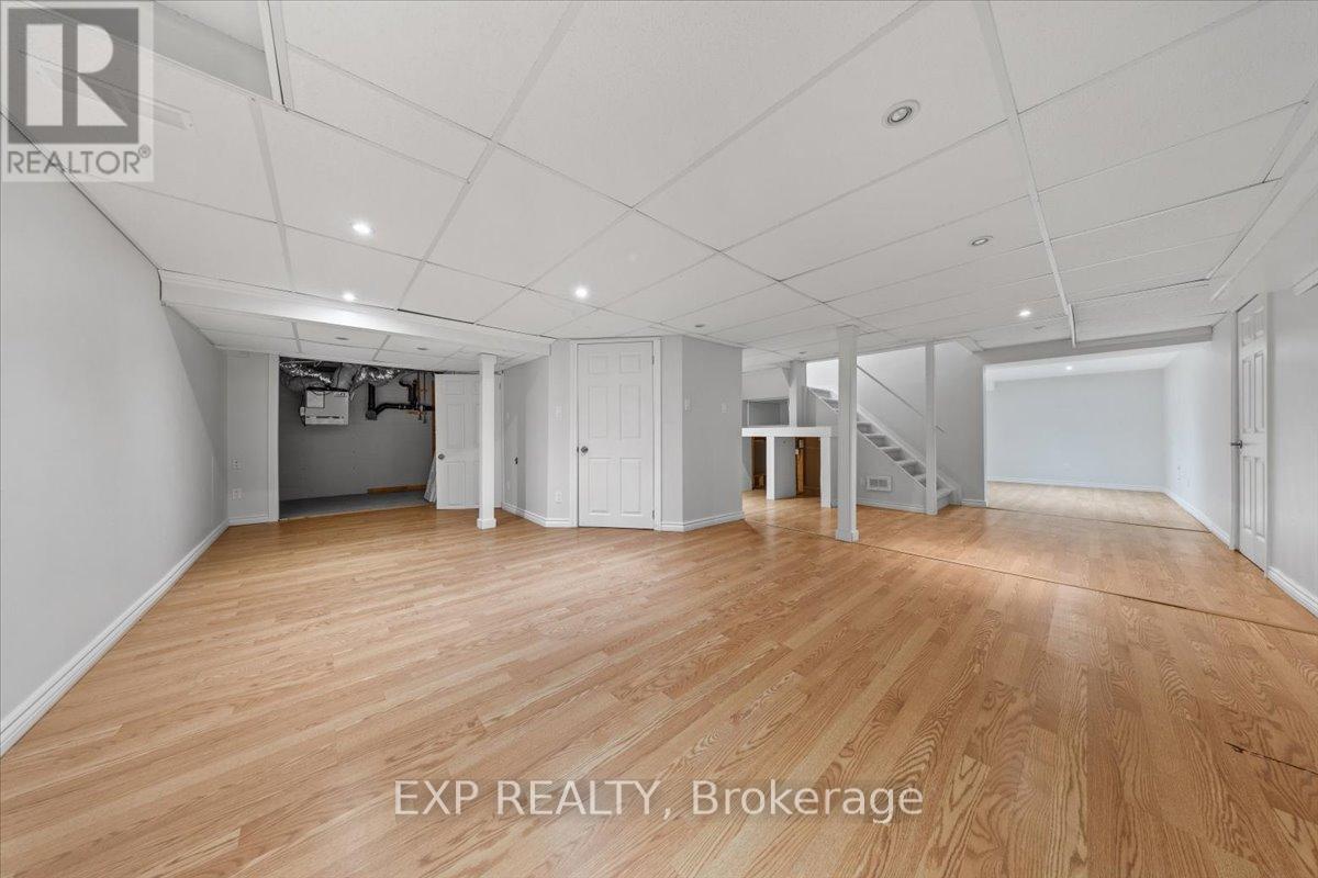 129 Lady Slipper Way, Ottawa, Ontario  K0A 1L0 - Photo 36 - X12400294