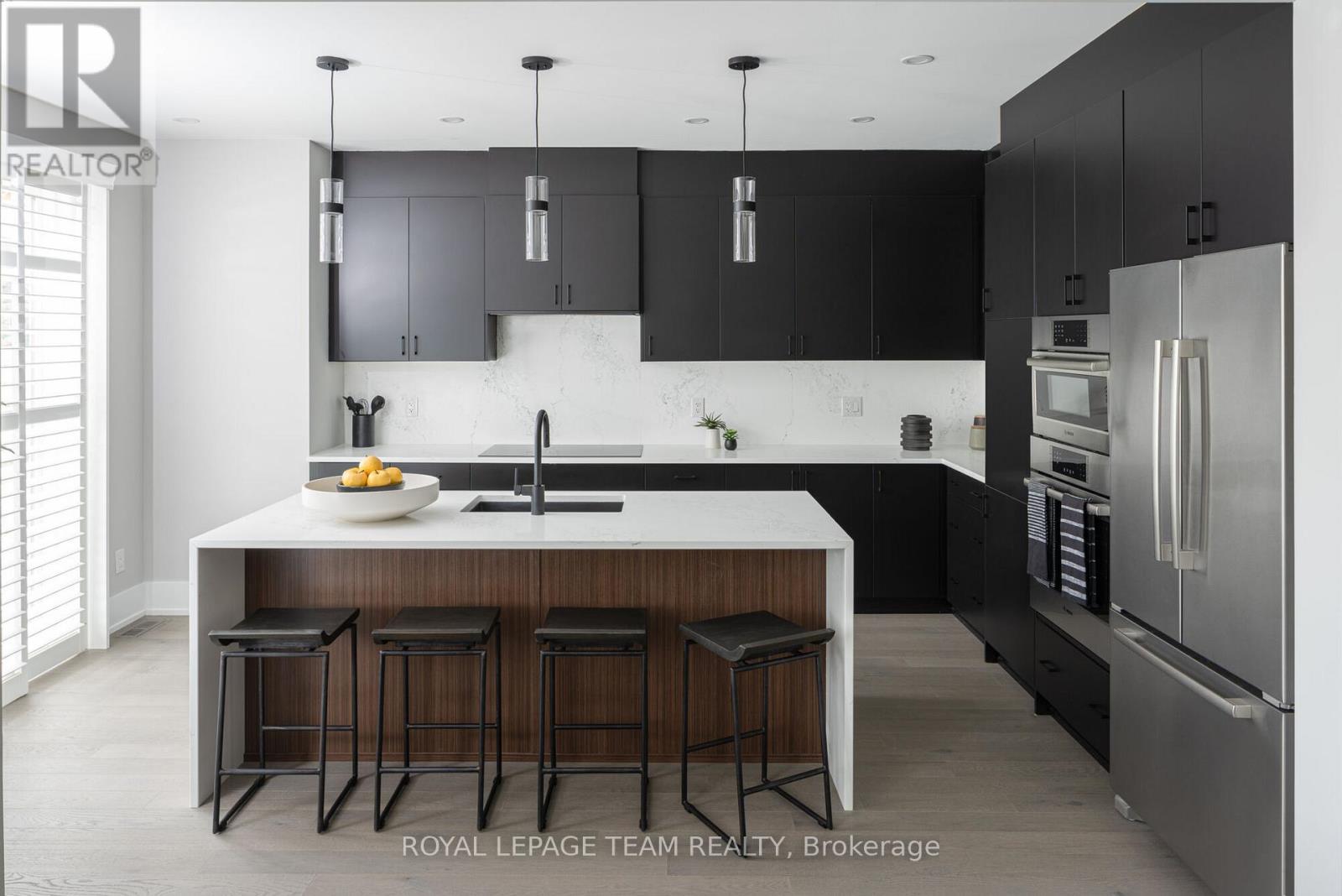 919 Finescale Way, Ottawa, Ontario  K2J 0R5 - Photo 15 - X12400323