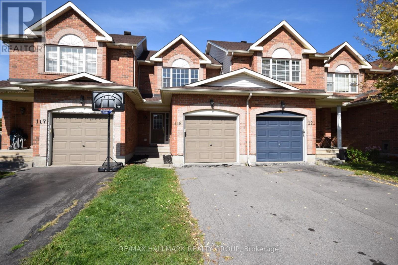 119 Topham Terrace, Ottawa, Ontario  K4A 5B8 - Photo 1 - X12400338