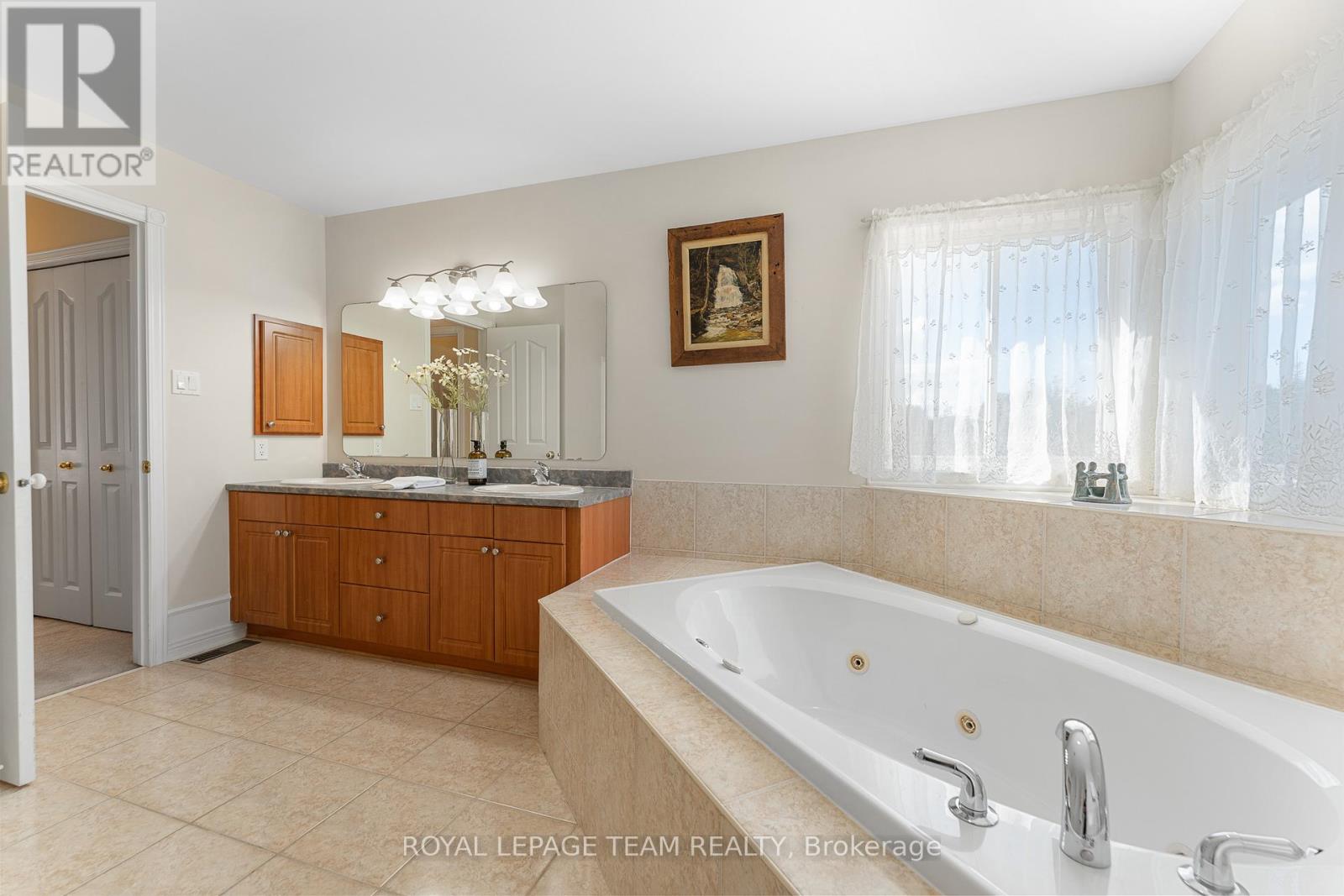 19 Black Tern Crescent, Ottawa, Ontario  K2M 2Z4 - Photo 33 - X12400374