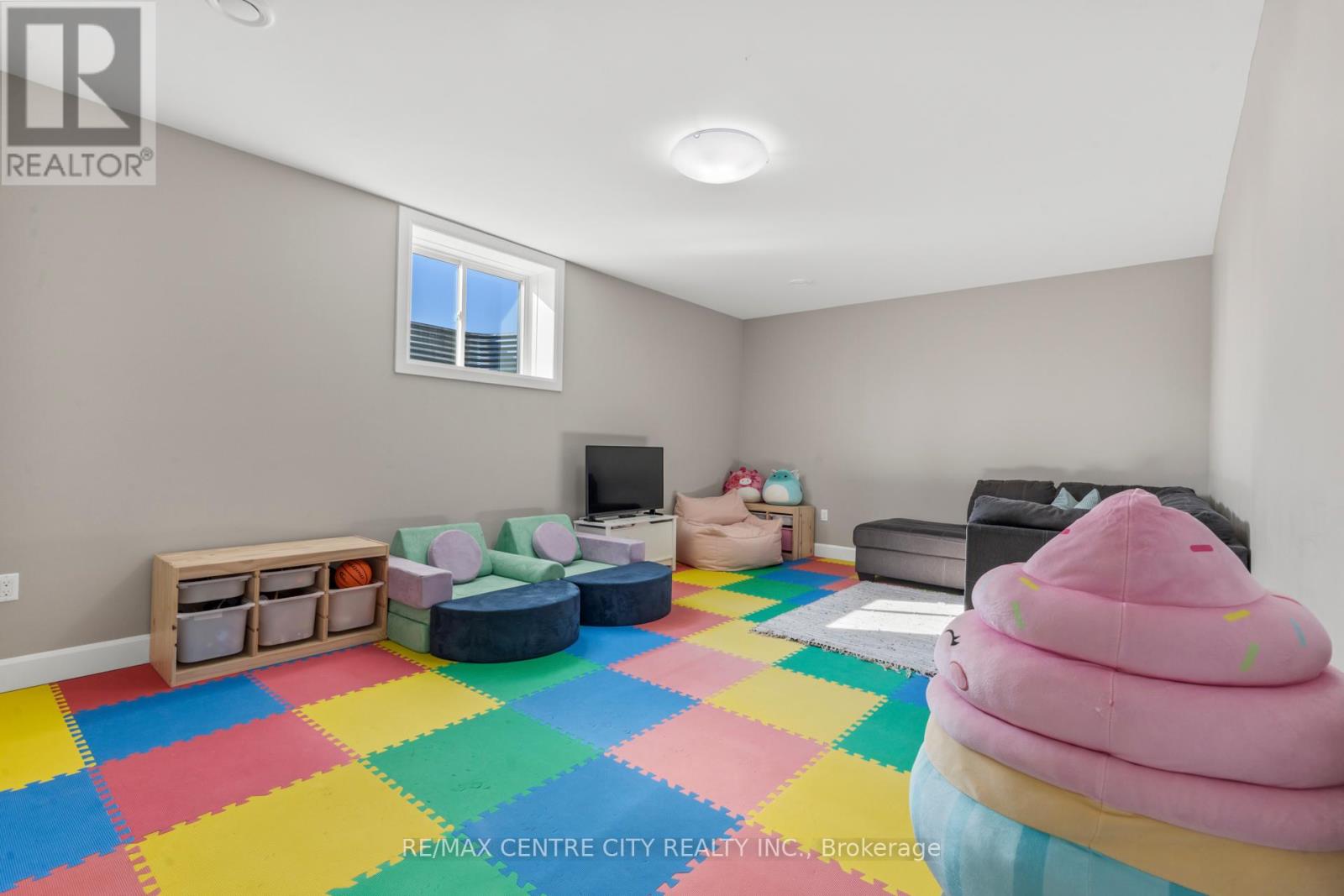 7923 Fairview Road, St. Thomas, Ontario  N5P 3S8 - Photo 29 - X12400284
